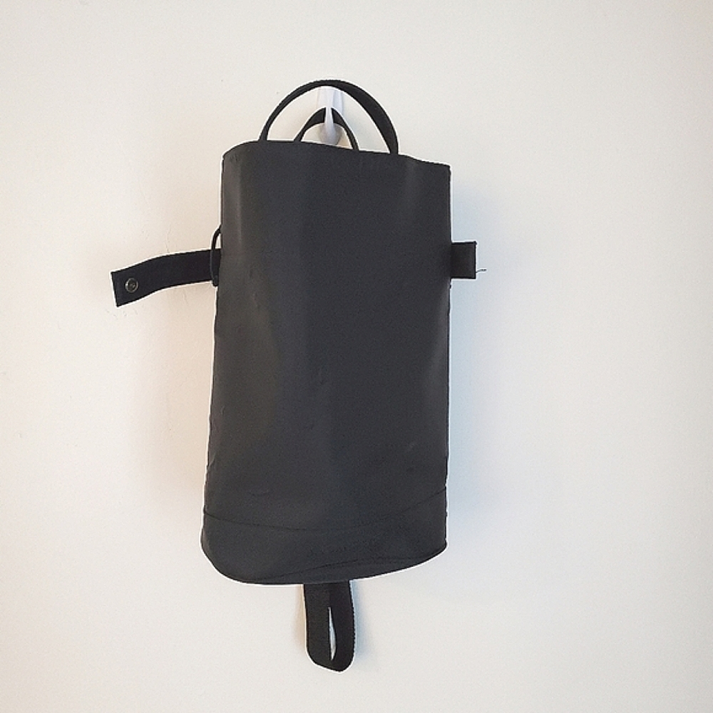 Jil Sander Urban Jungle Minimalist Black One-Strap Backpack - Picture 8 of 16